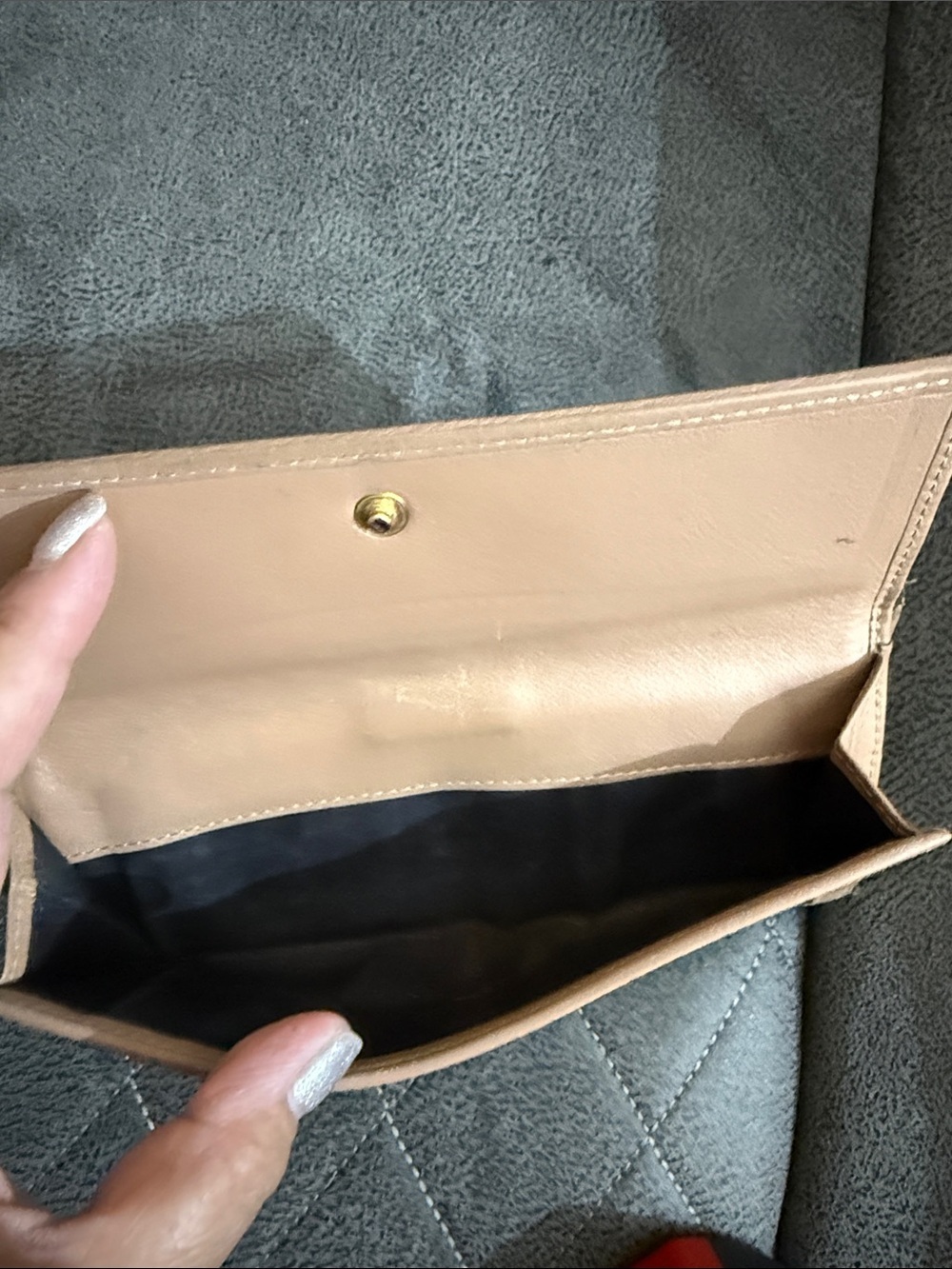 Gucci Beige Monogram Continental Wallet with Light Pink Trim - Picture 4 of 8